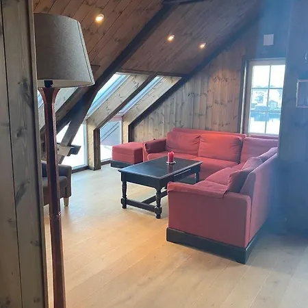 Large Seaside Apartment At Kremmarholmen, 5Br
