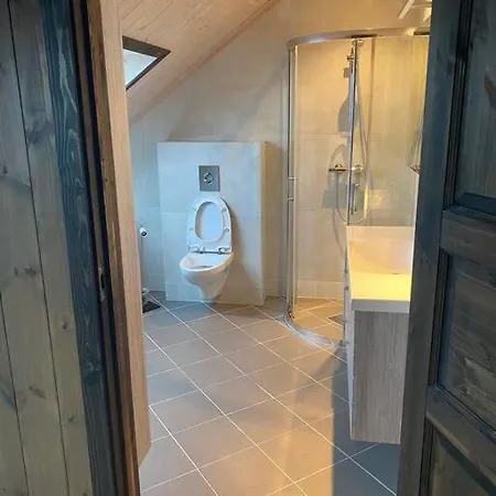 Large Seaside Apartment At Kremmarholmen, 5Br *