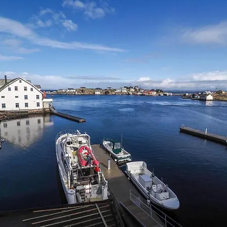 Appartement Large Seaside Apartment At Kremmarholmen, 5Br Fedje