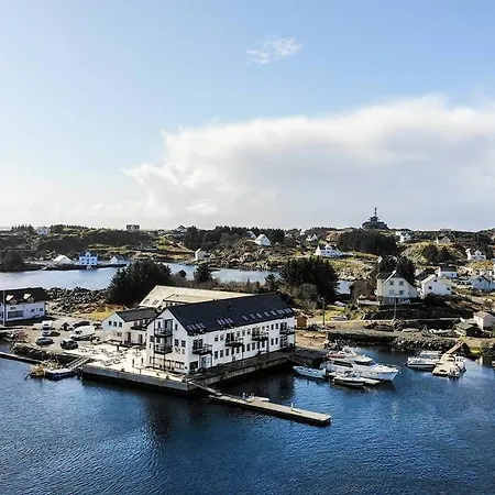Large Seaside Apartment At Kremmarholmen, 5Br *