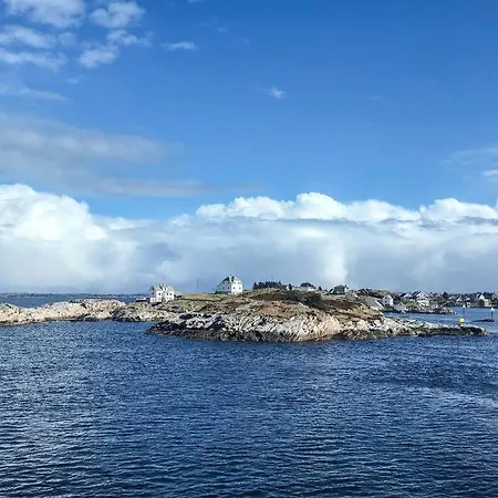 Large Seaside Apartment At Kremmarholmen, 5Br *
